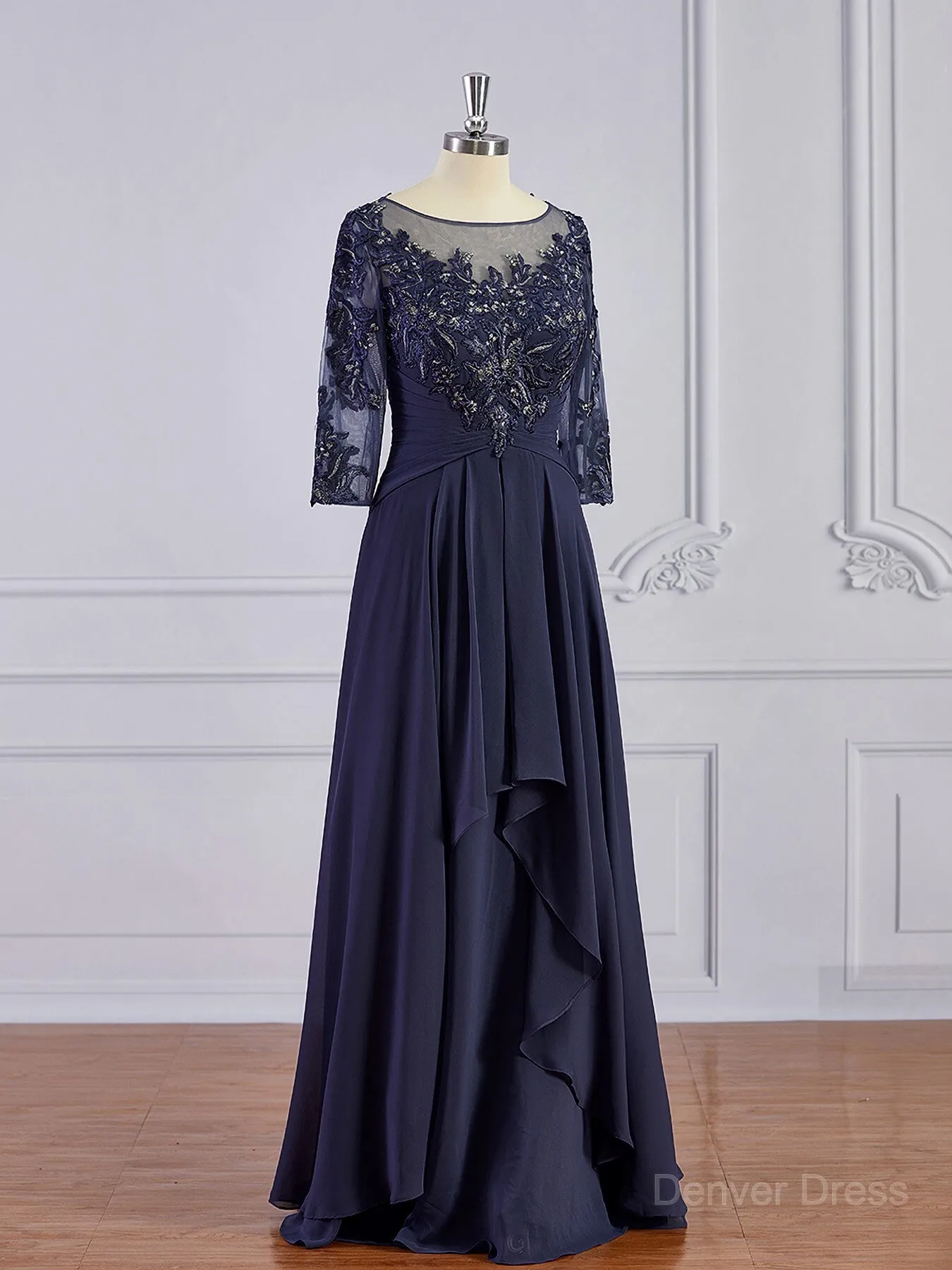 A-Line Bateau Floor-Length Chiffon Mother of the Bride Dresses With Appliques Lace