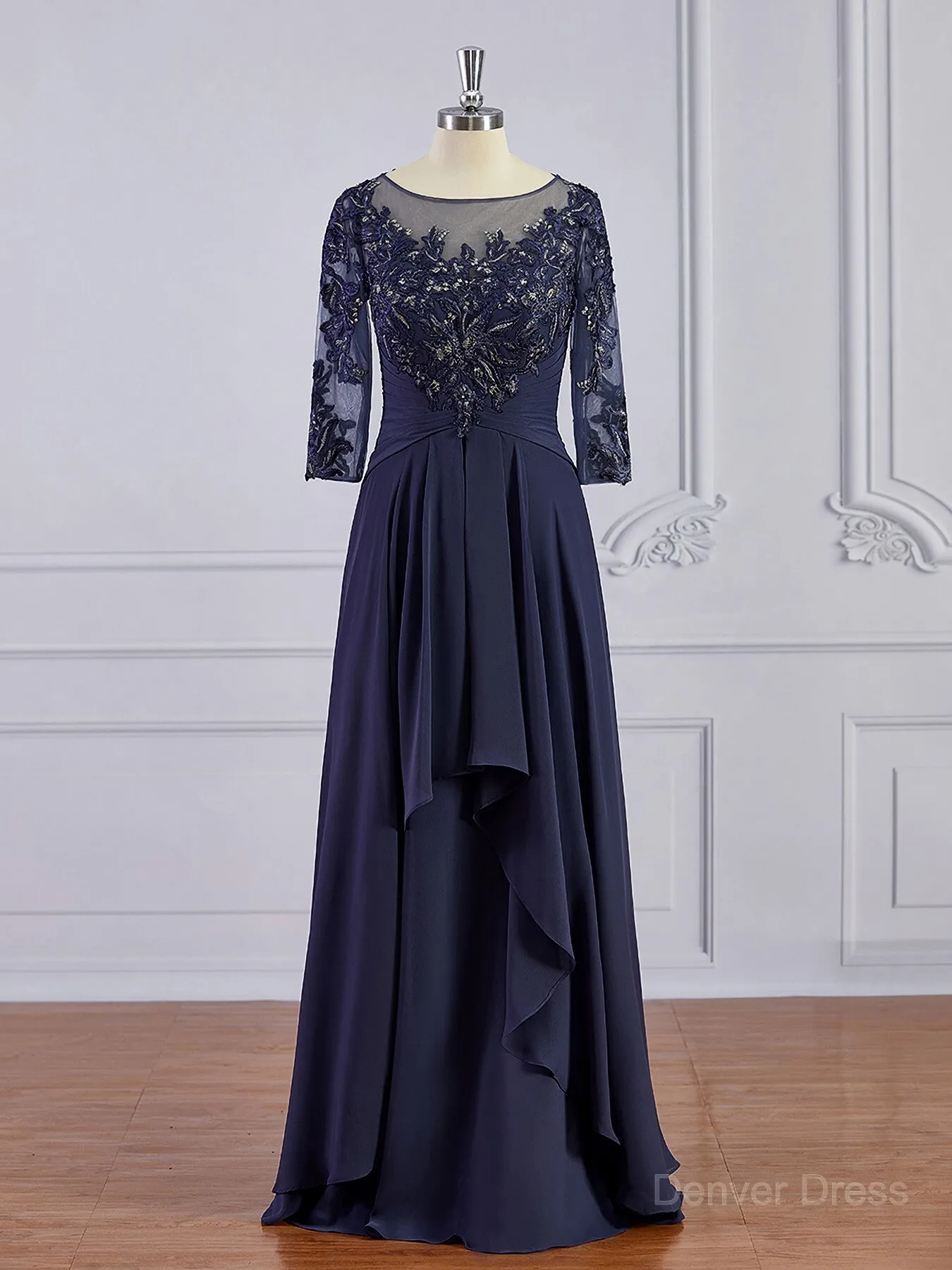 A-Line Bateau Floor-Length Chiffon Mother of the Bride Dresses With Appliques Lace