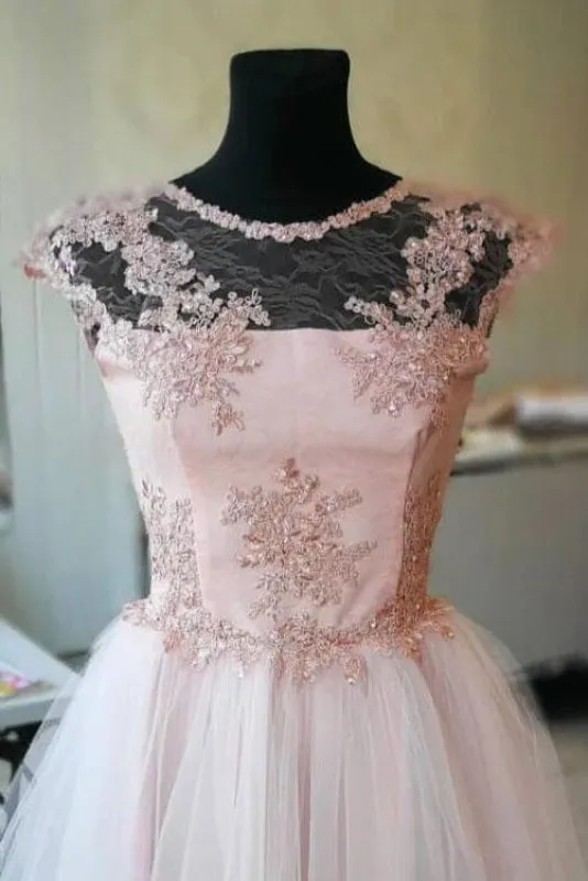 A Line Short Tulle Homecoming with Lace Appliuques Cute Graduation Dress