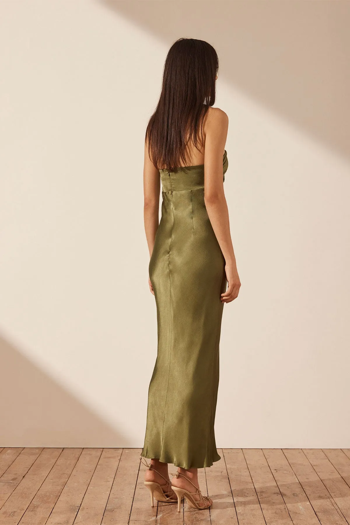 ARIENZO STRAPLESS CUT OUT MIDI DRESS - GREEN OLIVE