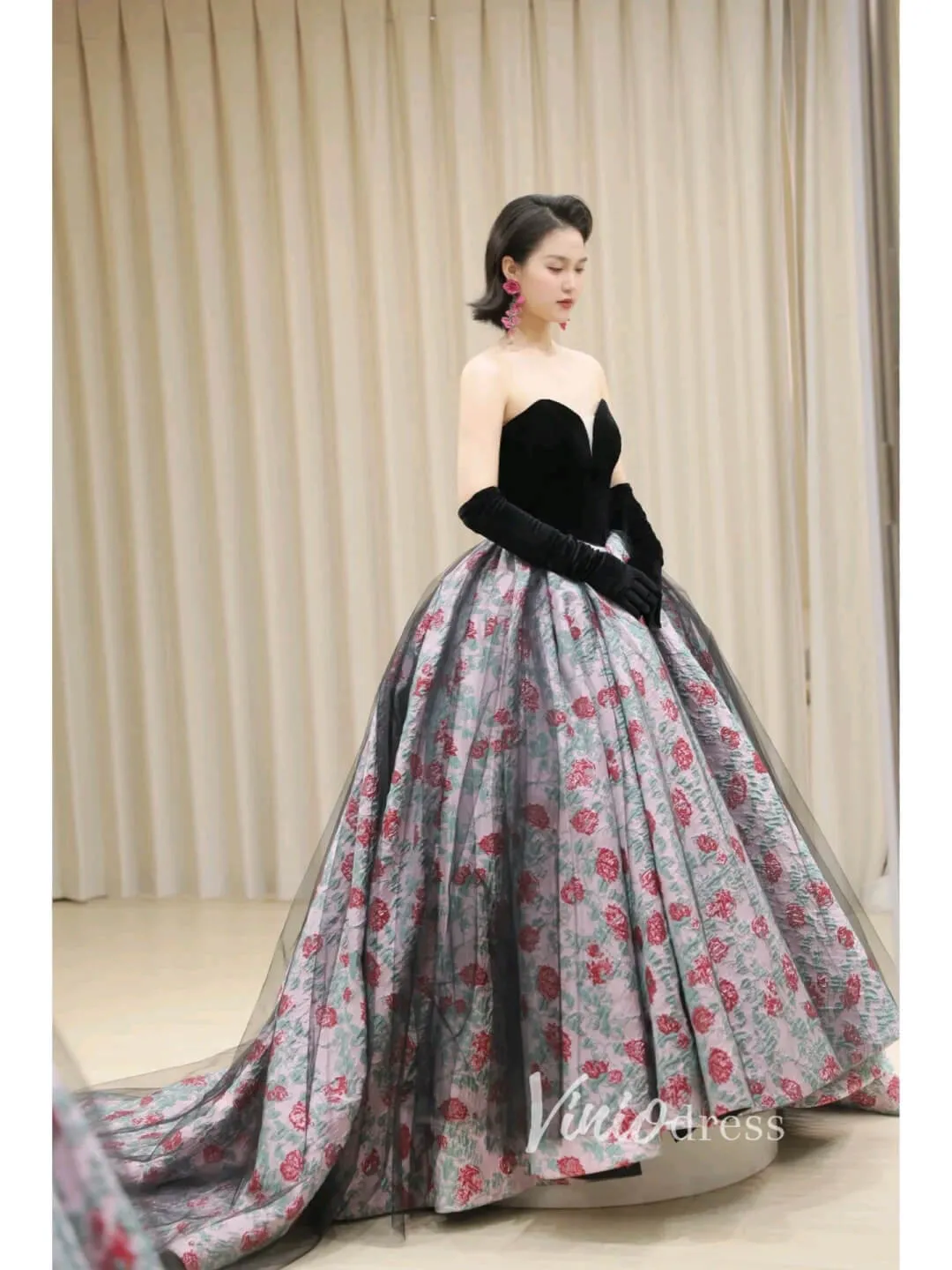 Black Jacquard Lace Prom Dresses Strapless Floral Quinceanera Dress FD3444