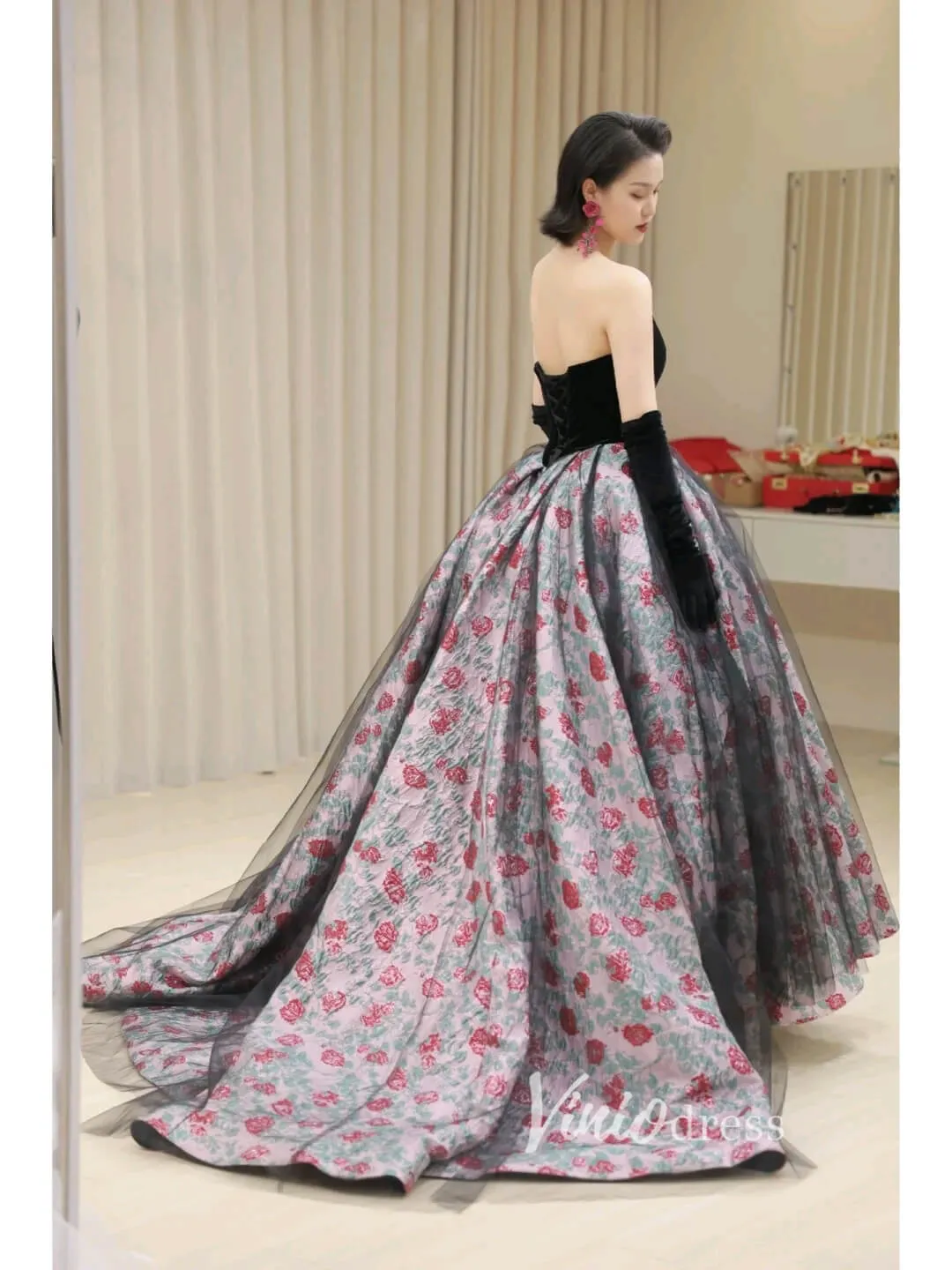 Black Jacquard Lace Prom Dresses Strapless Floral Quinceanera Dress FD3444