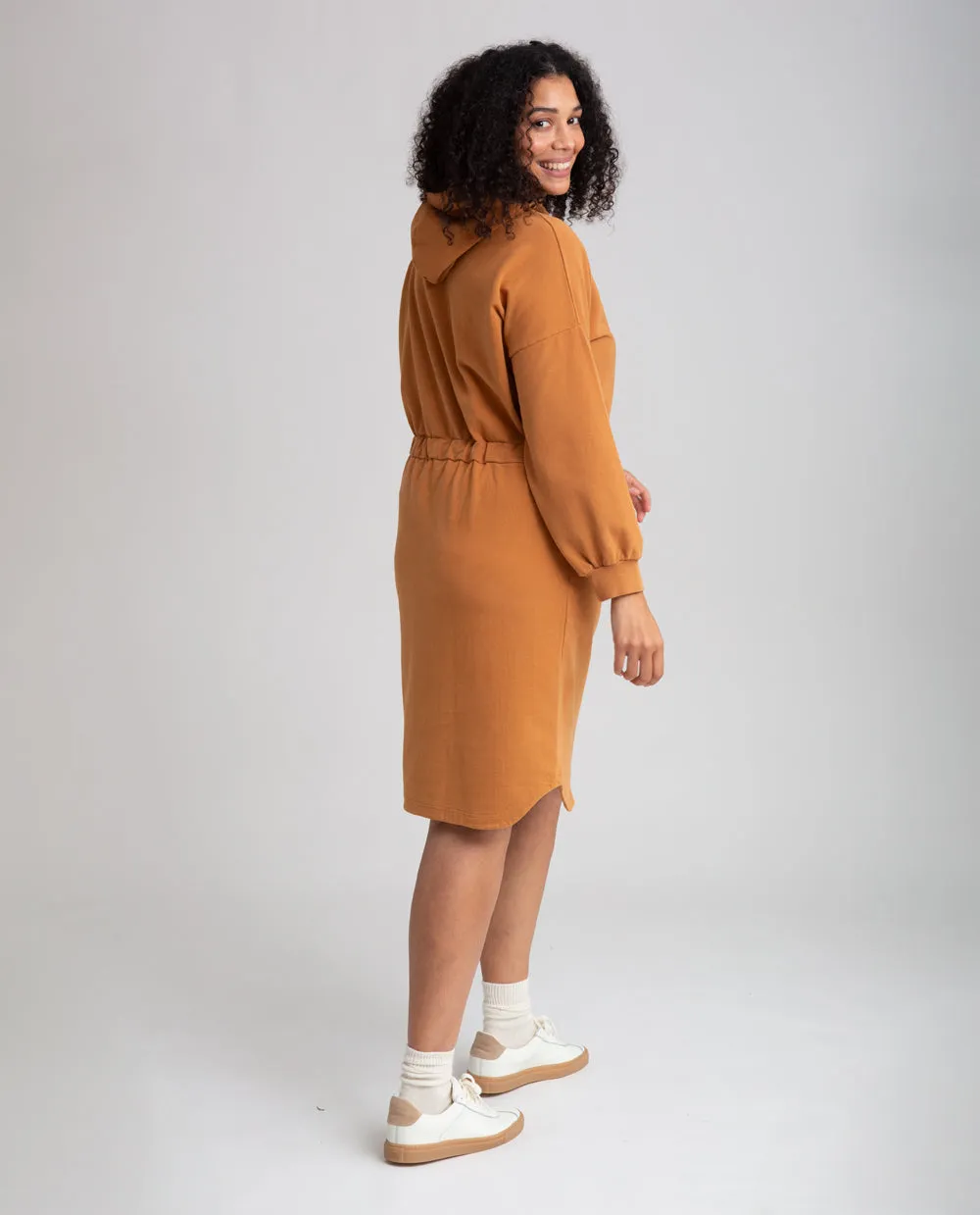 Bridget Organic Cotton Dress In Almond