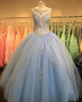 Crystal Beaded Scoop Neck Tulle Quinceanera Dresses Ball Gowns 2017