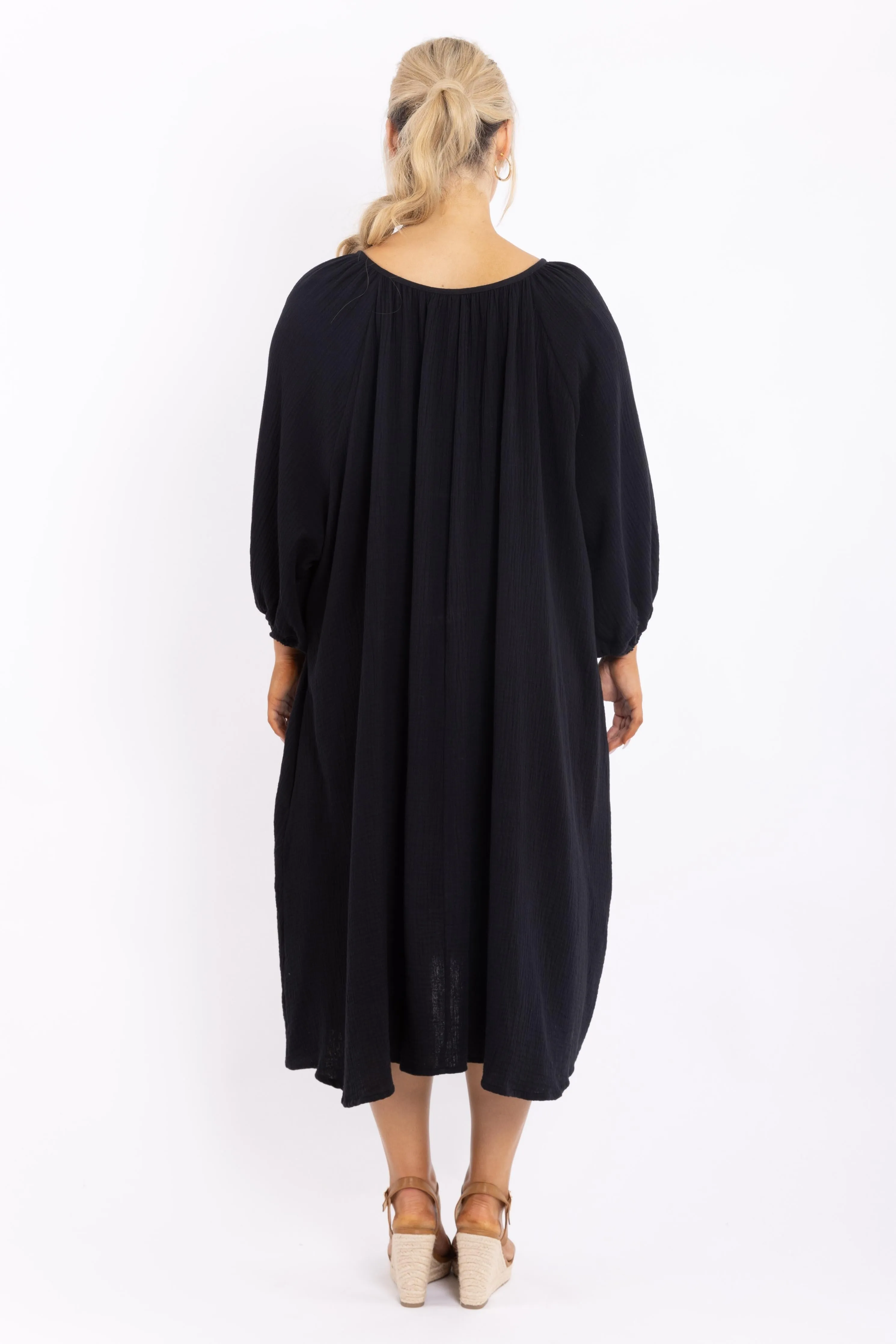 FINAL SALE Beverly Dress in Black