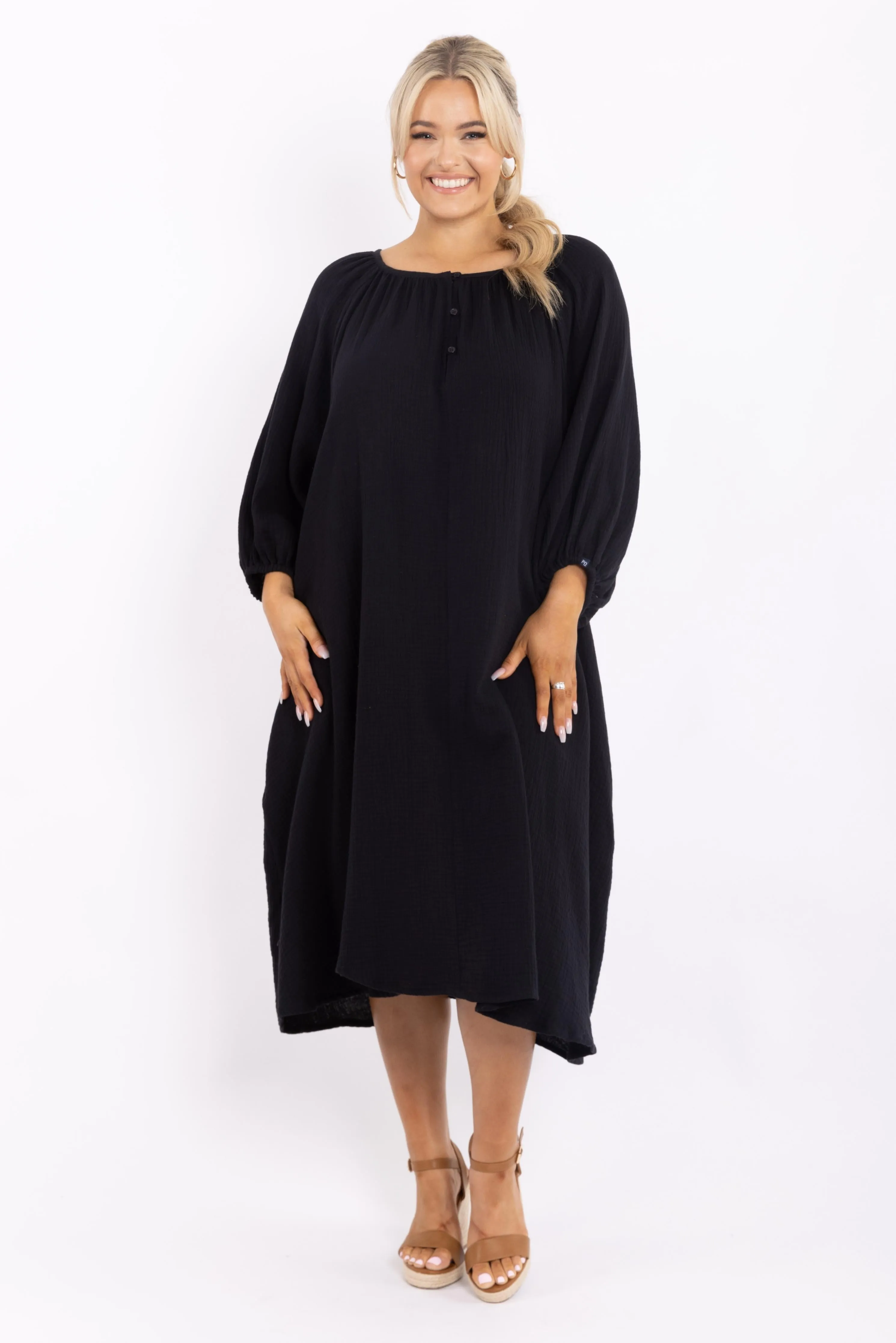 FINAL SALE Beverly Dress in Black