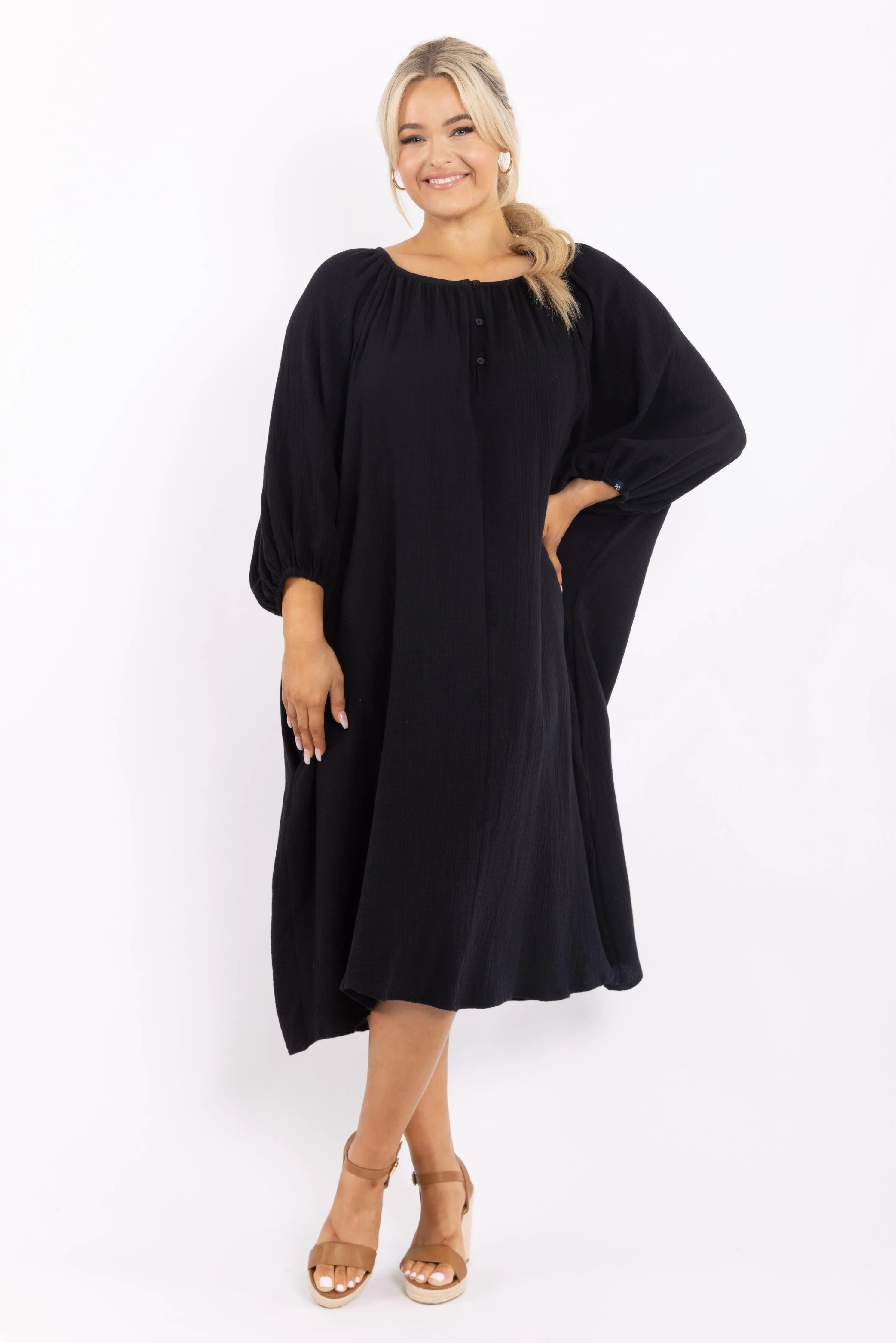 FINAL SALE Beverly Dress in Black